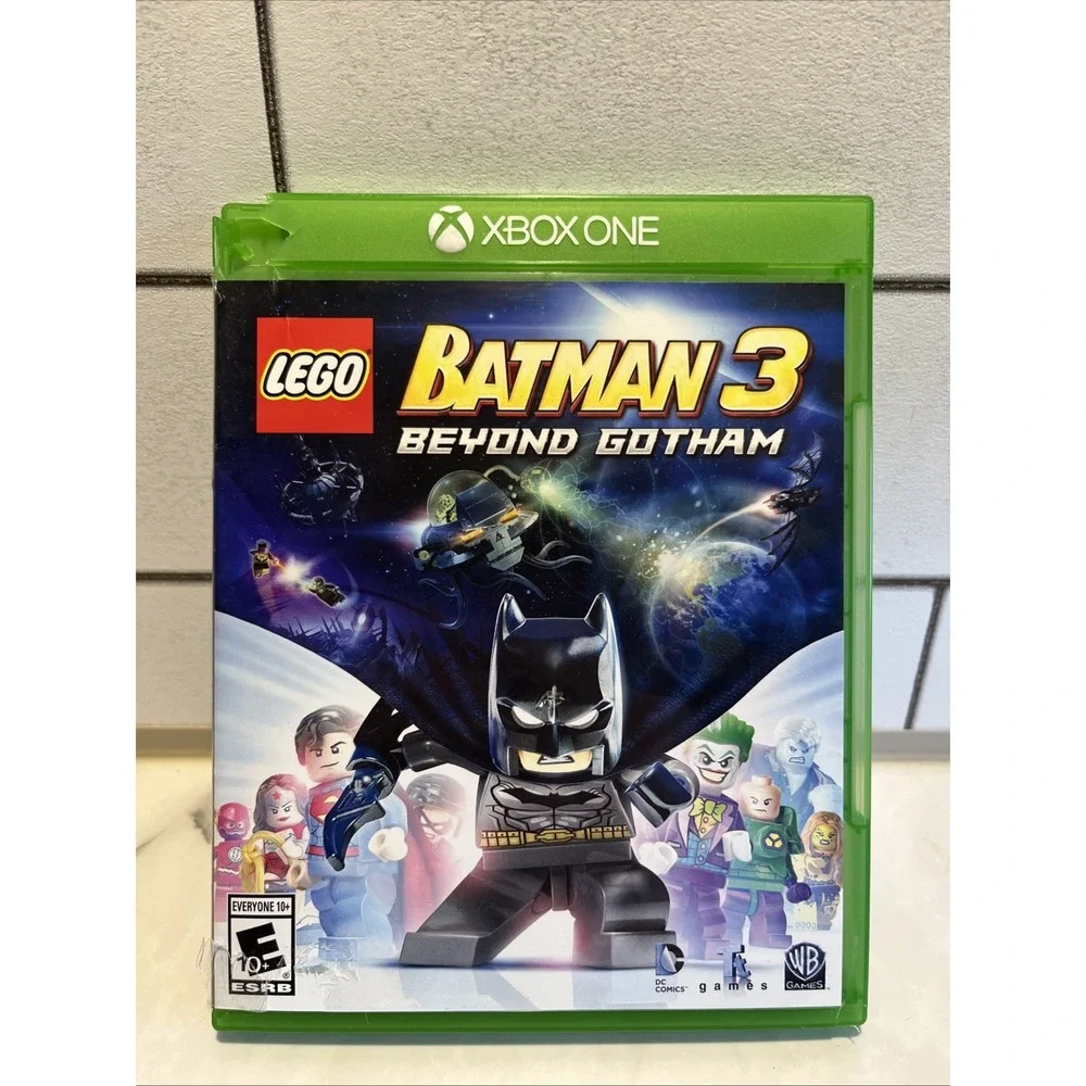 LEGO Batman 3 Beyond Gotham 2014Xbox One Used Manual & Broken Case Fast Shipping